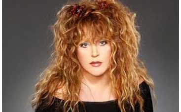 Алла Пугачева будет встречать Новый Год дома