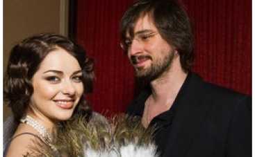 Марина Александрова пришла на вечеринку с женихом