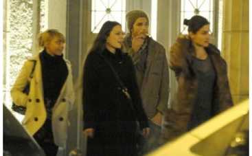 Эштон Катчер нашел себе новую любовницу