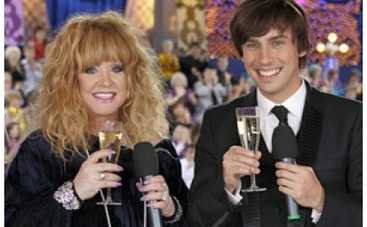 Что подарили Пугачевой и Галкину и чем кормили гостей новобрачные