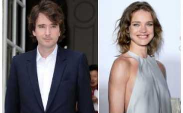 Наталья Водянова целуется со своим молодым кавалером на Маврикии