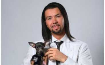 Солист Чай вдвоем признался, что он отец ребенка Евы Польны