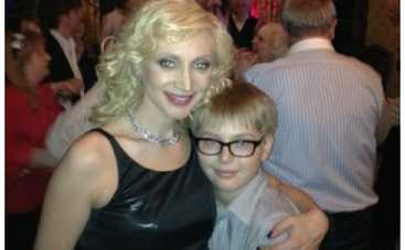 Беременная Кристина Орбакайте показала свой животик