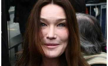 Фото постаревшей Карлы Бруни шокировало зарубежные СМИ