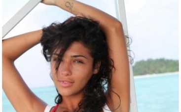 Санта Димопулос сделала на теле тату в знак любви