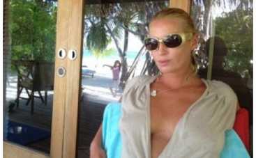 Волочкова снова выложила в блог пикантные фото