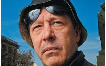 Михаил Ефремов избивал свою первую жену