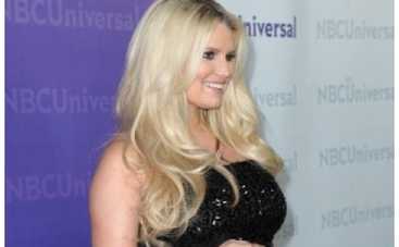 Джессика Симпсон очень боится рожать естественным путем