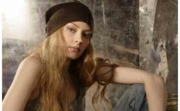 Светлана Ходченкова: Танцуя стриптиз, я стерла ладони в кровь