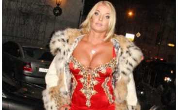 У Анастасии Волочковой сильно увеличилась грудь