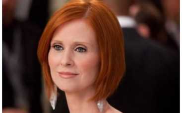 Звезда Секса в большом городе побрилась наголо