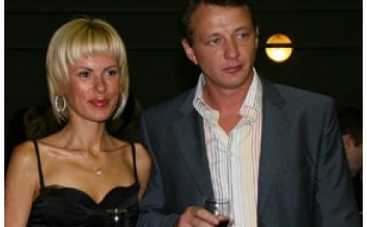 Сгорел загородный дом экс-жены Марата Башарова