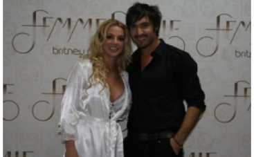 Бритни Спирс пригласила Виталия Козловского на свадьбу