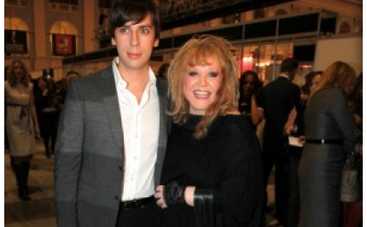 У Аллы Пугачевой стремительно падает зрение?