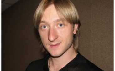 Евгений Плющенко был срочно прооперирован