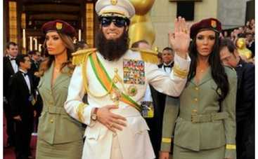 Саша Барон Коэн явился на церемонию Оскар в образе диктатора