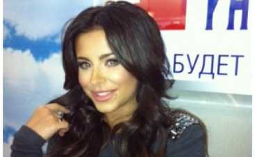 СМИ: Ани Лорак не хотят видеть в России?