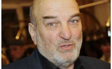73-летний актер Алексей Петренко серьезно травмировался