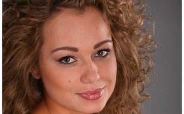 Яна Соломко стала новой участницей группы REAL O