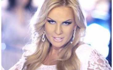 Камалия рассказала, какими подарками ее балует муж