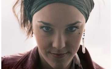 В Киеве впервые выступит известная французская певица ZAZ