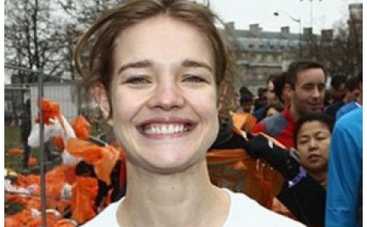 Наталья Водянова пробежала ради благотоврительности