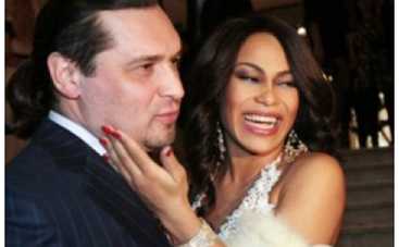 Свадьба Гайтаны и ее продюсера не отменяется