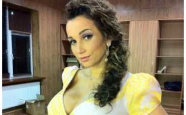 Беременная Анфиса Чехова похвасталась животиком