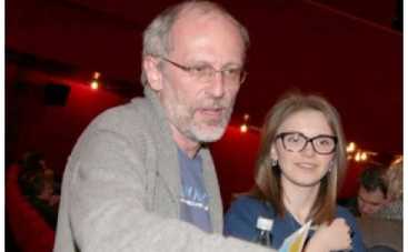 48-летний Александр Гордон вывел в свет свою 18-летнюю жену