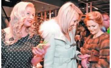 Яна Рудковская похвасталась своими бриллиантами