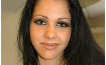 Порнозвезда Елена Беркова восстановила девственность