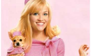 Блондинка в законе уже не скрывает свою беременность