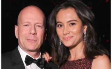 Брюс Уиллис стал отцом четвертой дочки