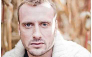 Холостяк хочет жениться на самой сексуальной девушке проекта?