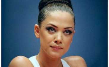 Экс-солистка группы NikitA учится танцевать стриптиз