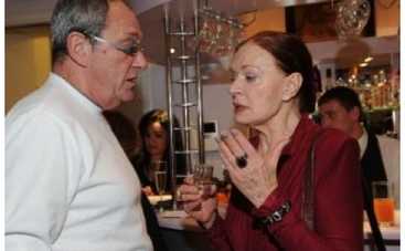 Актриса Людмила Чурсина удивила своим маникюром