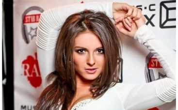 Нюша: Отец следит за моей личной жизнью