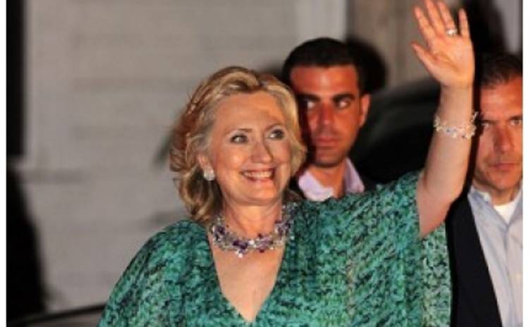 64-летняя Хилари Клинтон зажгла в ночном клубе