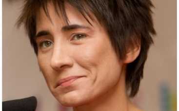 Земфира спела на ТВ после длительного перерыва