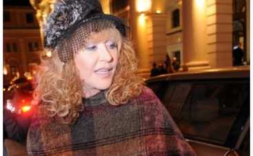 Телевизионщики испортили прямой эфир с Пугачевой