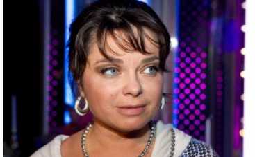 Наташа Королева увеличила себе пятую точку?