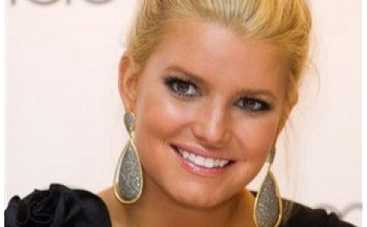 Джессика Симпсон родила дочь