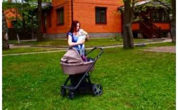 Эвелина Бледанс впервые показала сына