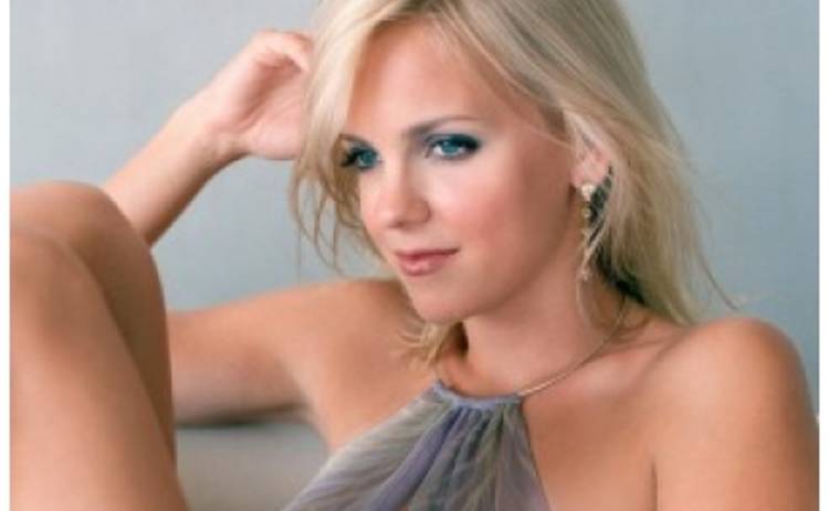 Актриса Анна Фэрис беременна