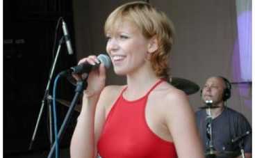 До ВИА Гры Альбина Джанабаева была без носа, груди и фигуры