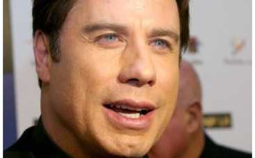 Один из массажистов отозвал иск на Джона Траволту