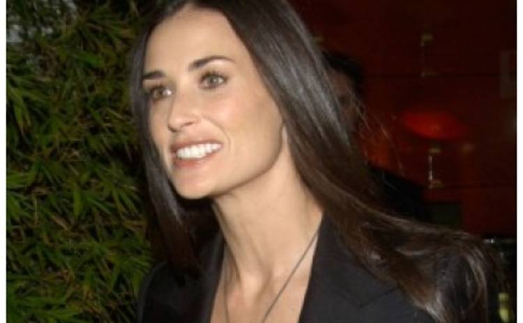 Деми Мур возвращается на большой экран