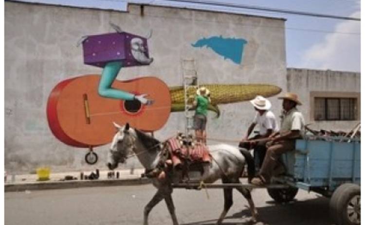 Корреспондент: Уличное движение. Украинские художники украшают своими рисунками стены по всему м