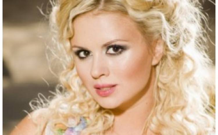 Анну Семенович спасли от похотливого олигарха