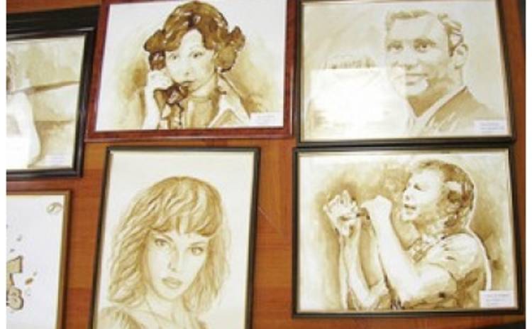 Днепропетровские художники нарисовали кофейным раствором портреты Кучмы, Вилкула и Ступки